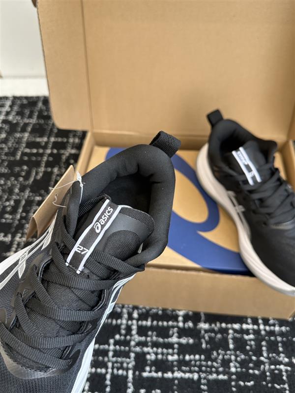 2025112816183617 270